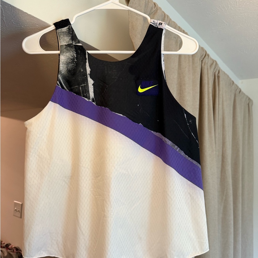 Nike Women's Black, Purple, and White Tank Top